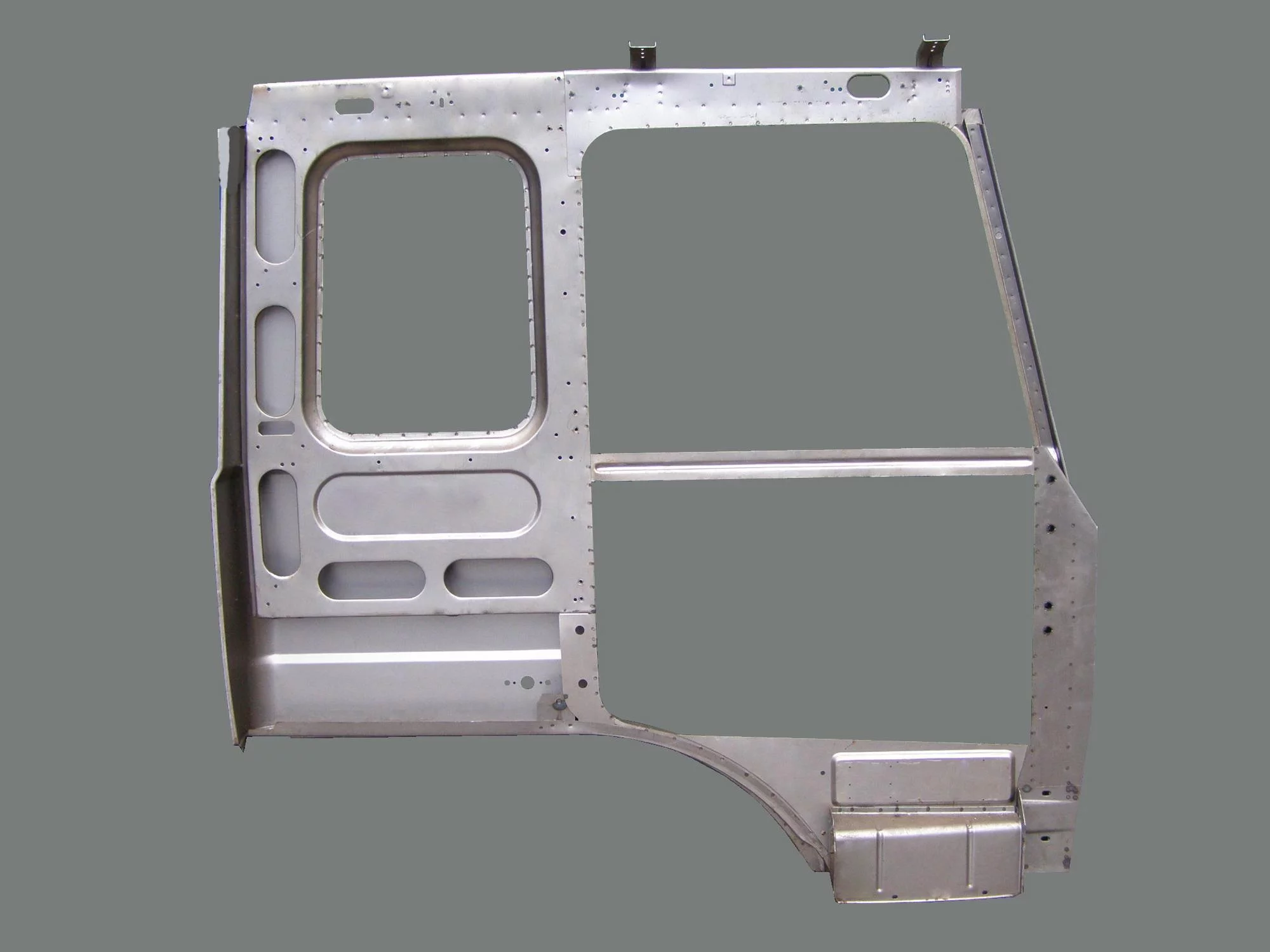 купить Боковина (левая сторона кабины со сп.)